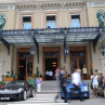 Une voiture s'invite à l'intérieur du Casino Café de Paris à Monaco ! (1).jpg